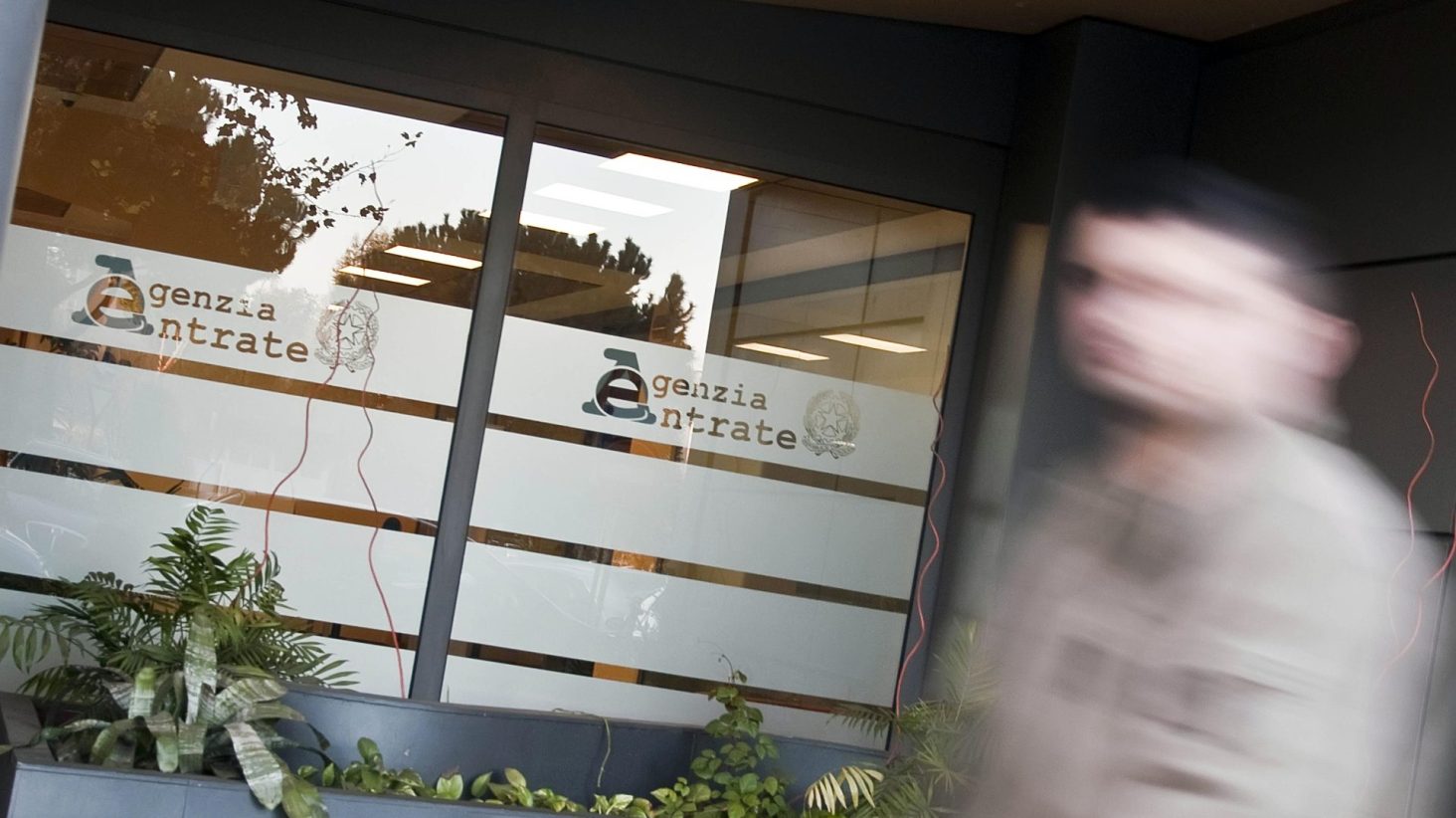 UNA SEDE DELL'AGENZIA DELLE ENTRATEFOTO DI © FABIO MAZZARELLA/AG. SINTESI