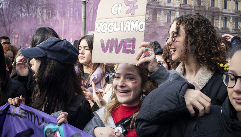 manifestazione studentesca a Milano