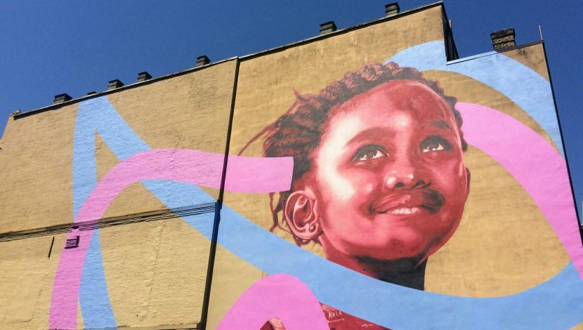 murales con bambina